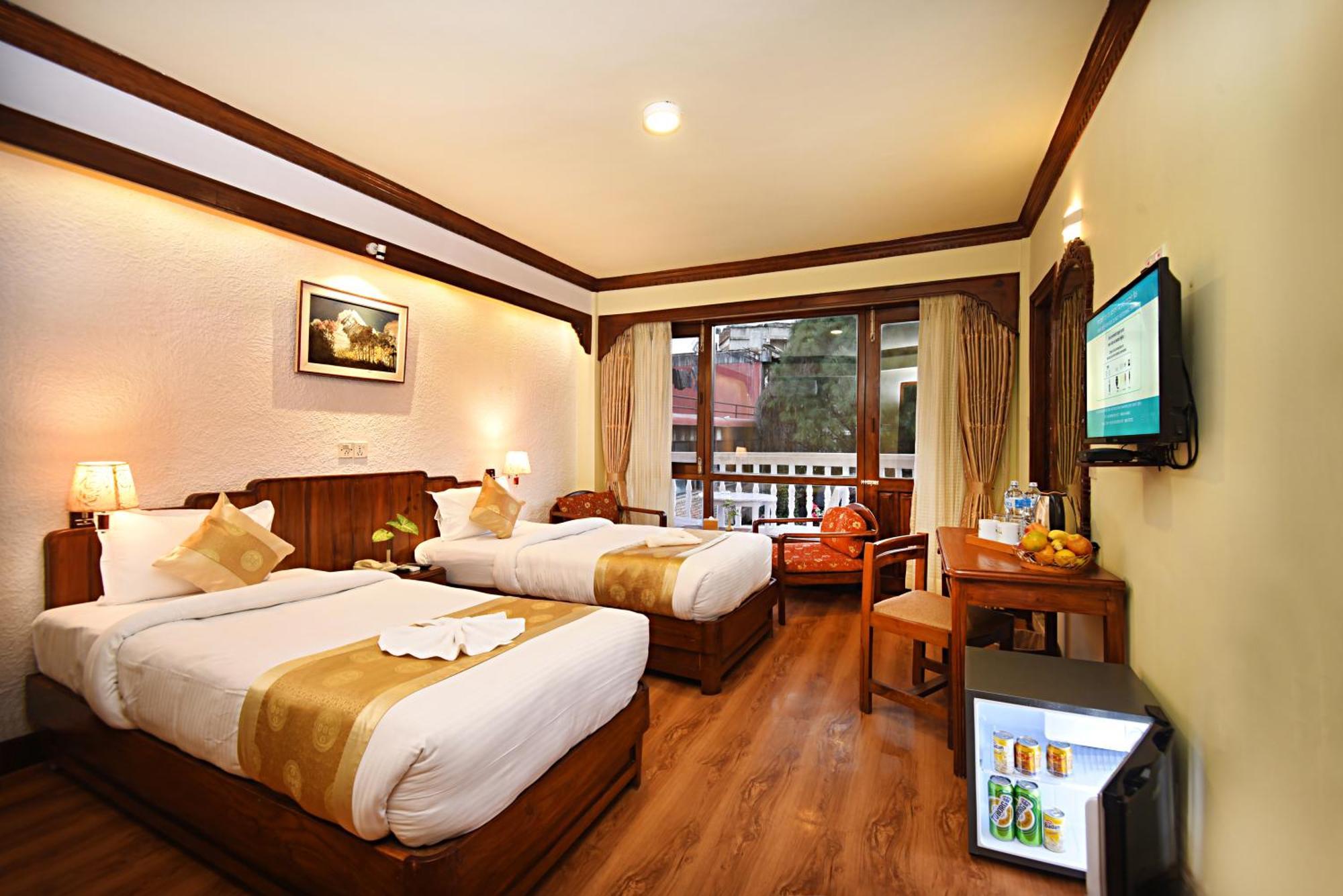 Nirvana Garden Hotel Kathmandu Buitenkant foto