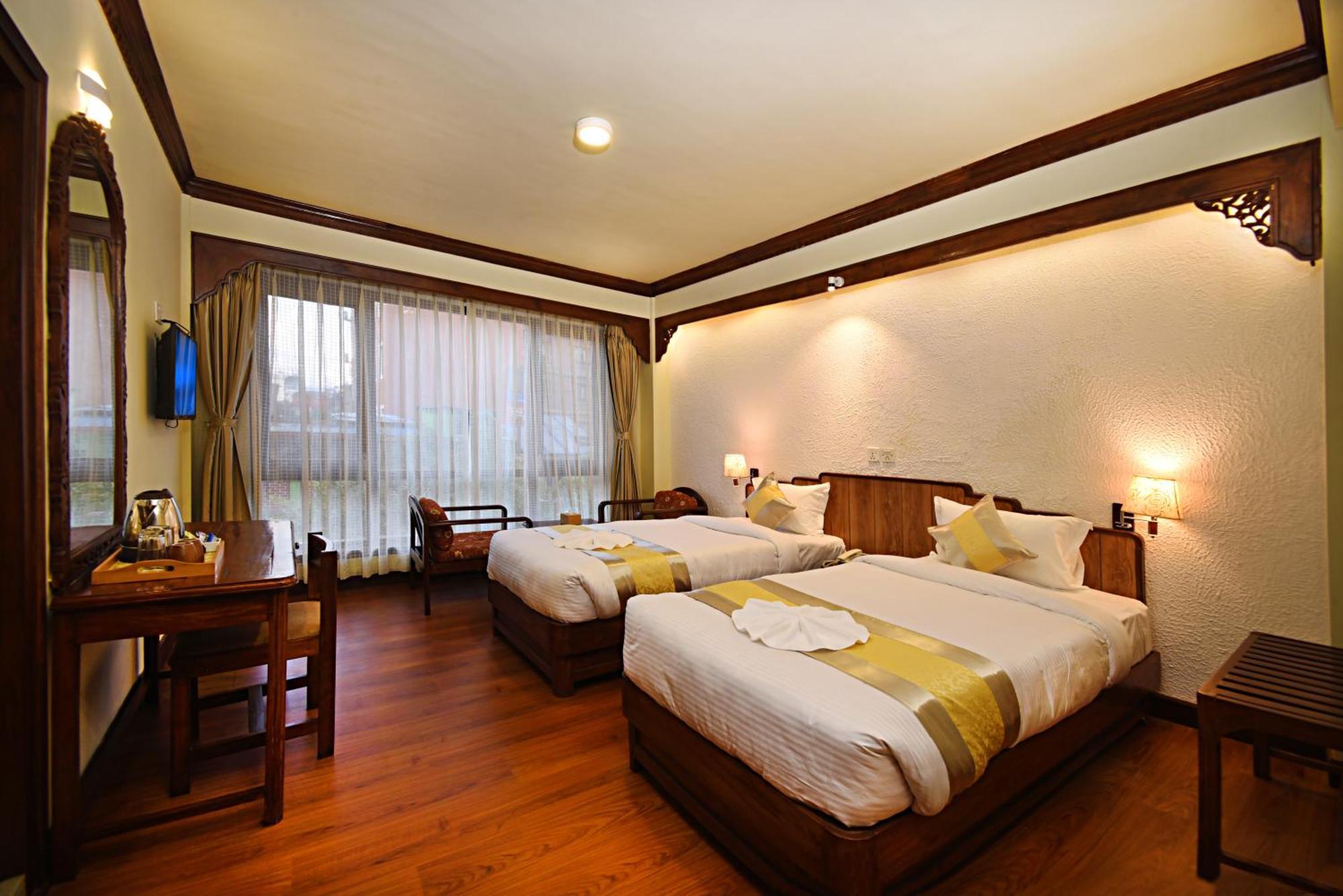 Nirvana Garden Hotel Kathmandu Buitenkant foto