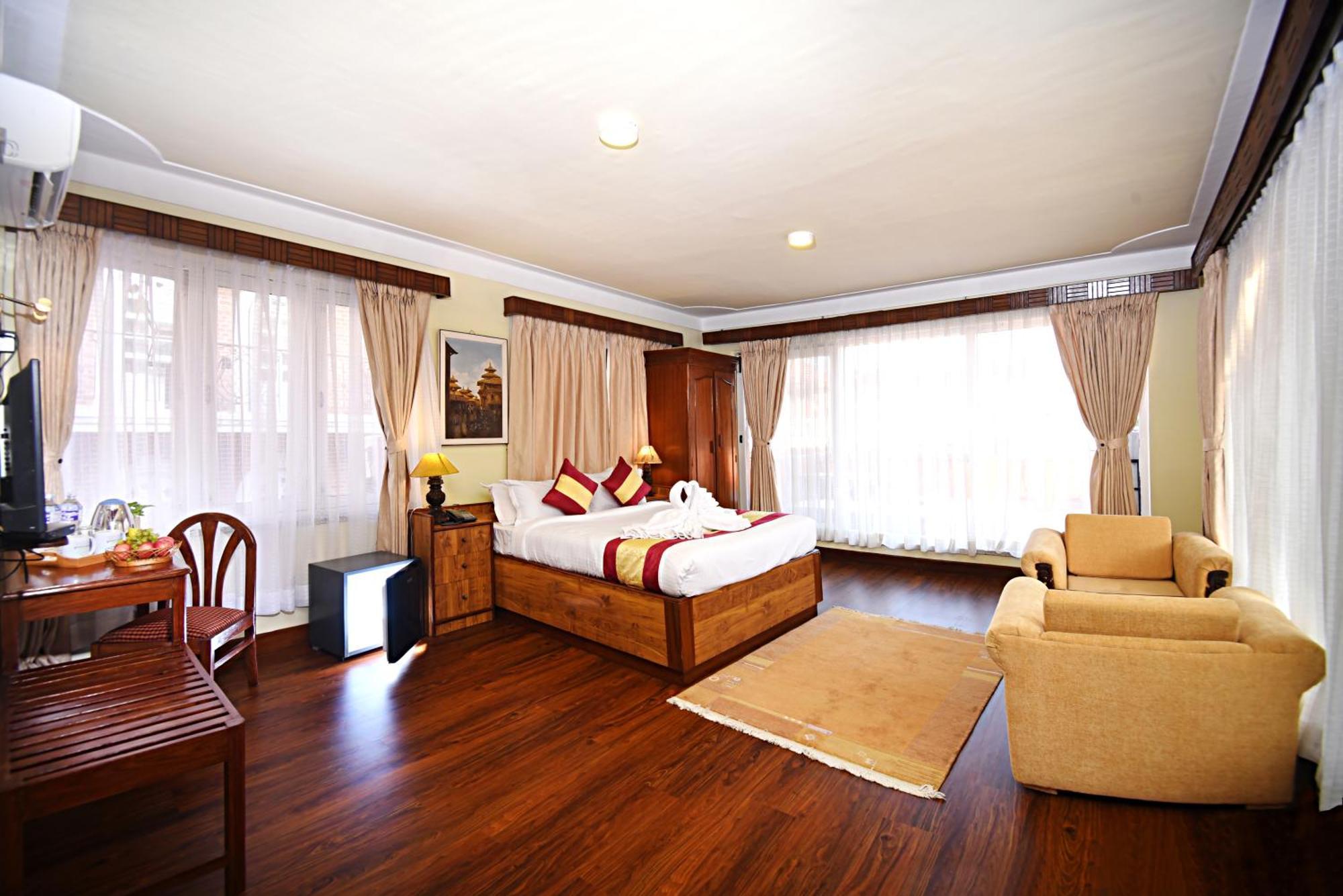 Nirvana Garden Hotel Kathmandu Buitenkant foto